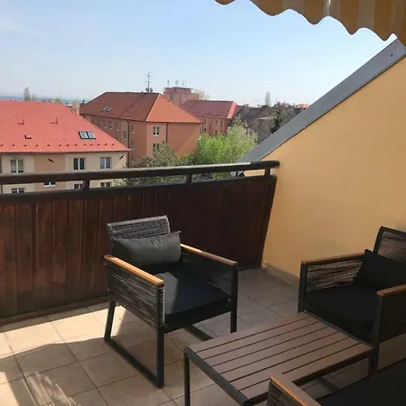 Appartement Nam. Dr. Benese 1279 Chomutov