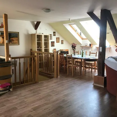 Nam. Dr. Benese 1279 Appartement Chomutov